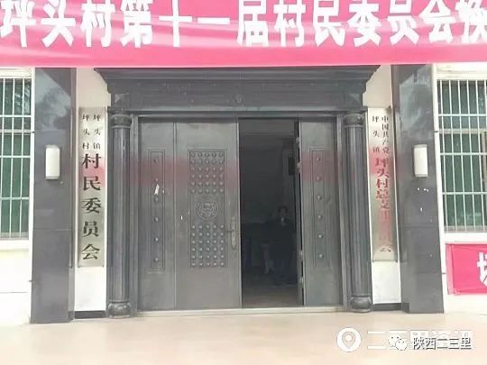 DƬ